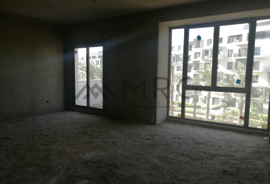 9 db098e10-9f35-4ccb-b3bd-81be4adc9f72. jpg