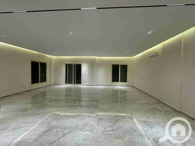 فیلا 10 غرف نوم للايجار في القاهرة الجديدة، القاهرة - 1000515924. jpg