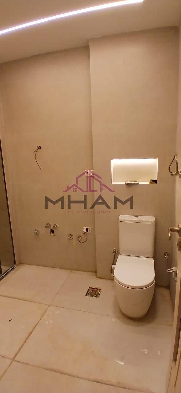 5 photo_5870452740486532247_y. jpg