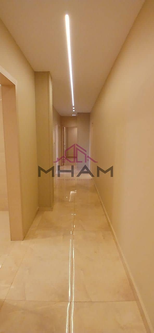 9 photo_5870452740486532254_y. jpg