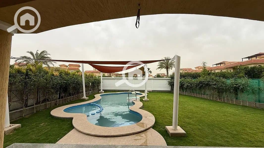 2 c9b2e74d-d3bd-49f7-be91-ad0eec3d88fd. jpeg