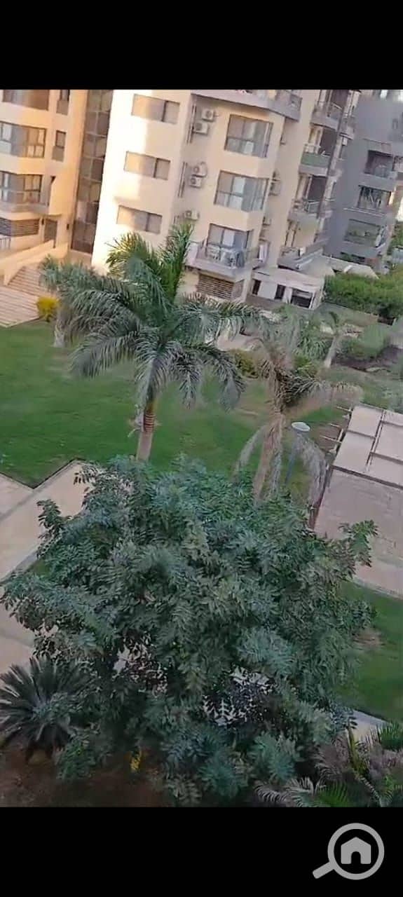 17 380485d7-30f8-4670-8628-7cc076fc9b6d. jpg