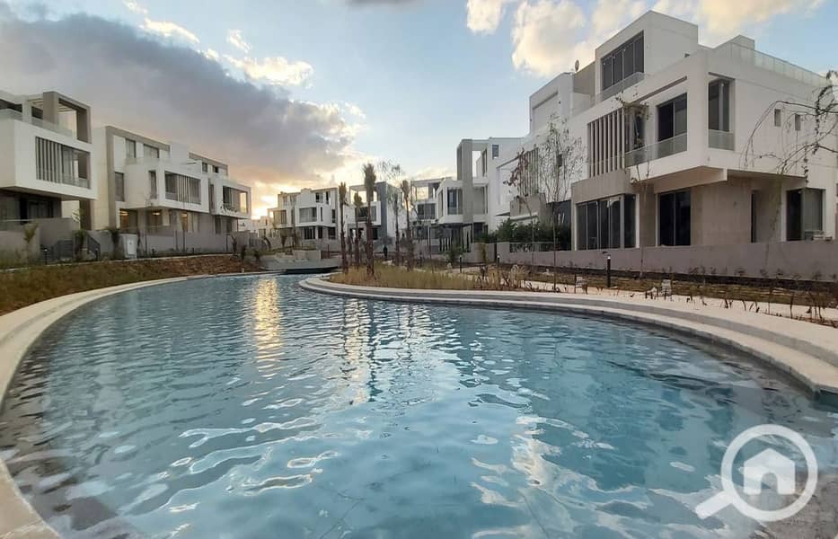 5 SharedScreenshot_1400x900. jpg