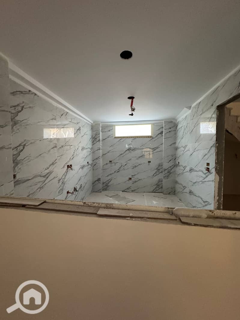 9 motion_photo_7682701814837971383. jpg