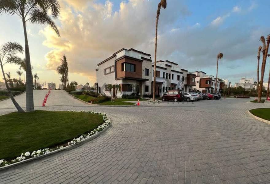 3 2a741375-beb9-44f3-bf90-a0fbc2aef799. jpg