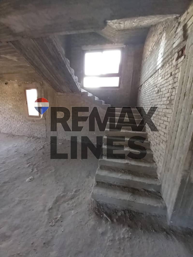 9 6166dd02-e0de-4835-880c-2b3149bb93e7. jpg