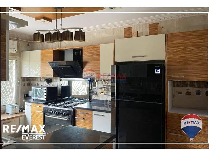 6 9d8efb14-8596-4dca-b5dc-5867e1aa79a3. jpg