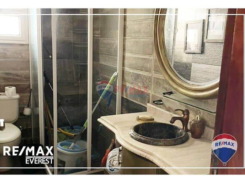 8 df0607c6-6d8c-42a0-8a83-9f70904ad9b2. jpg