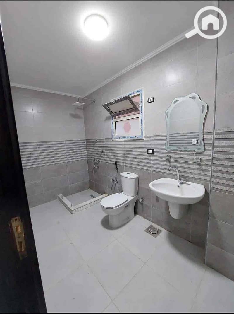 5 d44f2c63-8810-4fef-9b22-cfdee10a8bad. jpg