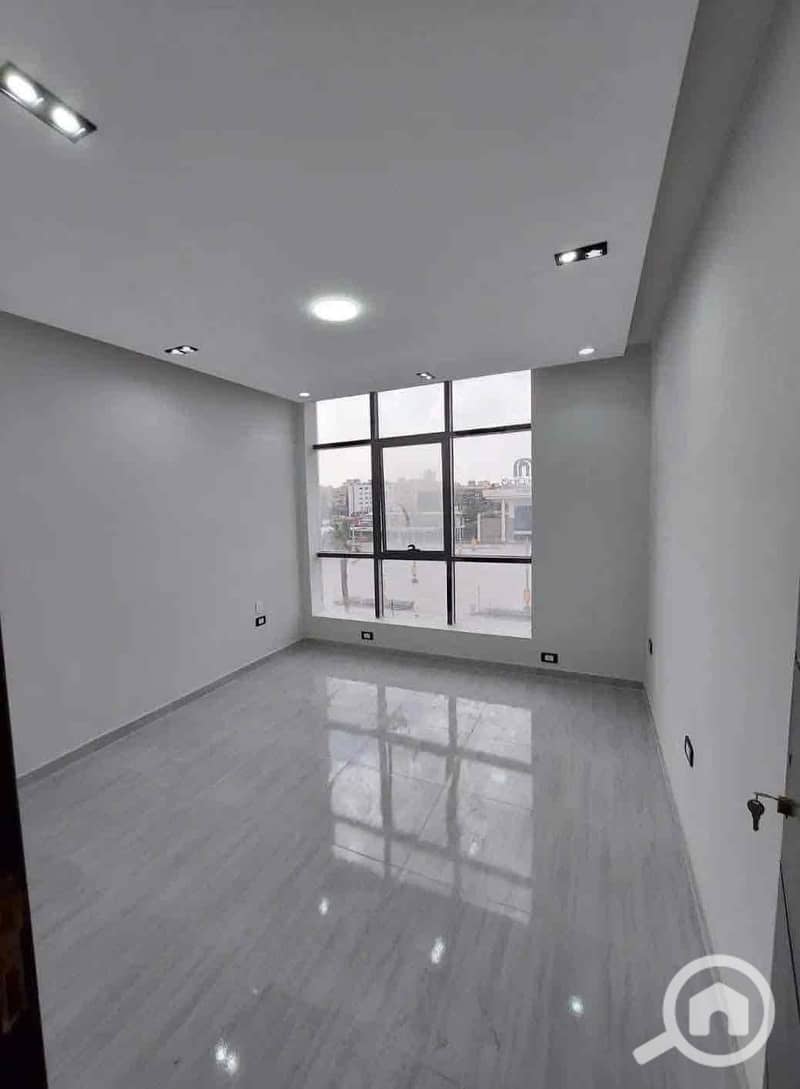 9 ebe6bdf3-3cf7-4526-8de0-da0c3371de92. jpg