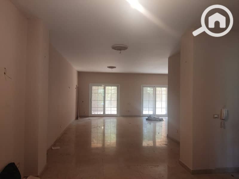 12 dfe25fd0-4576-4bde-865a-09e4c618e690. jpg