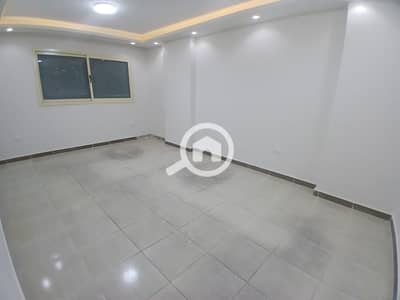 مکتب  للايجار في سموحة، الإسكندرية - 3549b7d9-28cf-4e94-baf5-130e81f83c1b. jpg