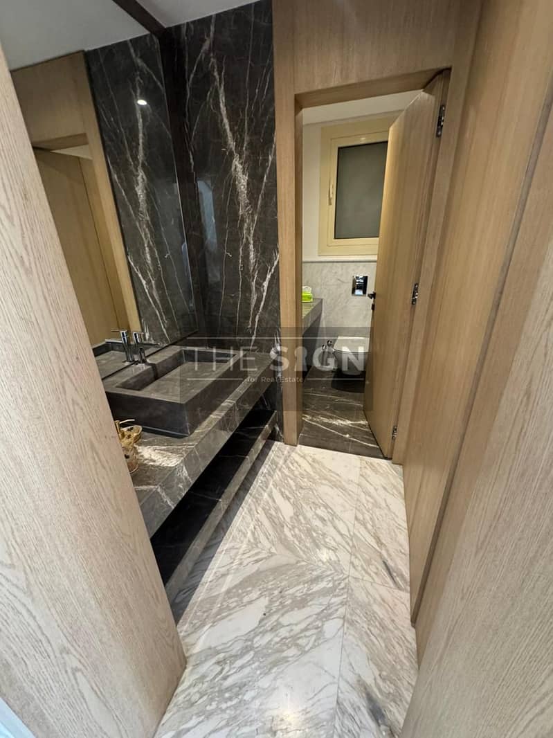 2 WhatsApp Image 2025-12-03 at 14.16. 56 (1). jpeg