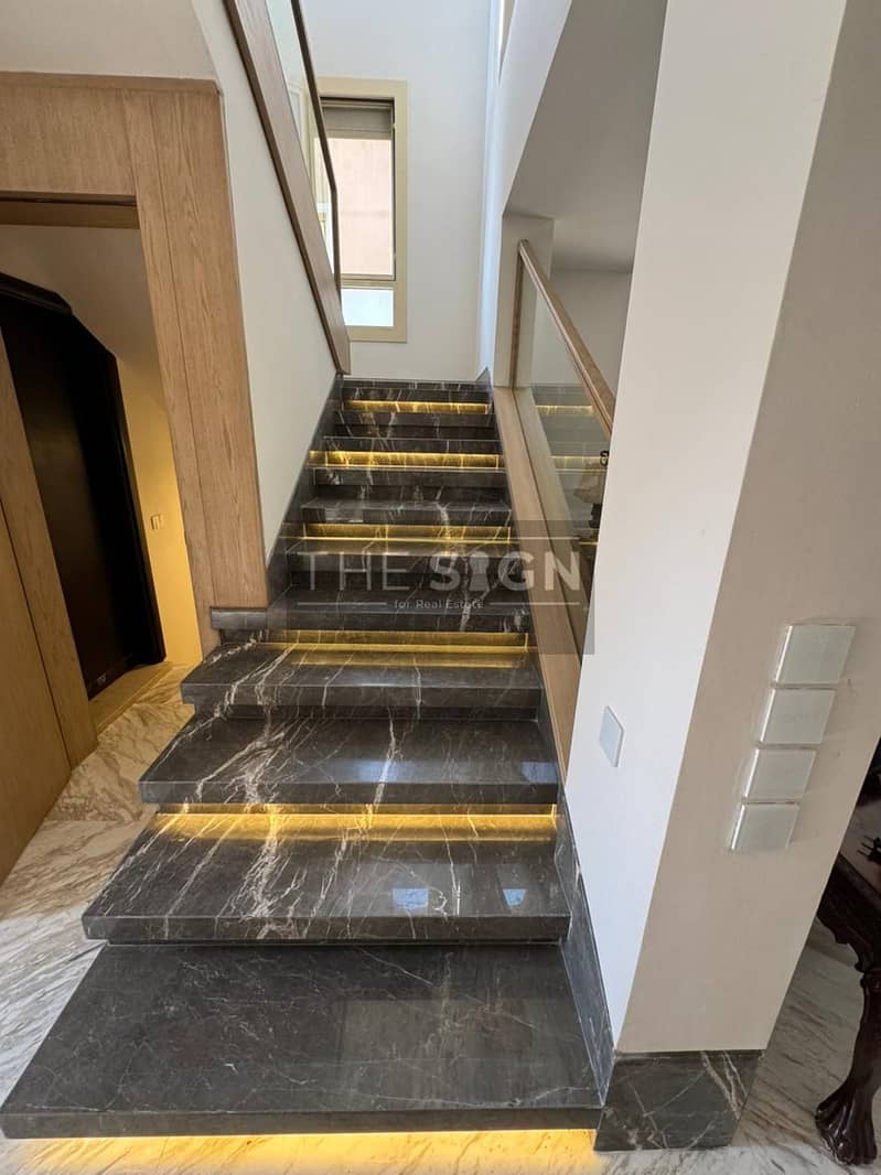 6 WhatsApp Image 2025-12-03 at 14.16. 58 (1). jpeg