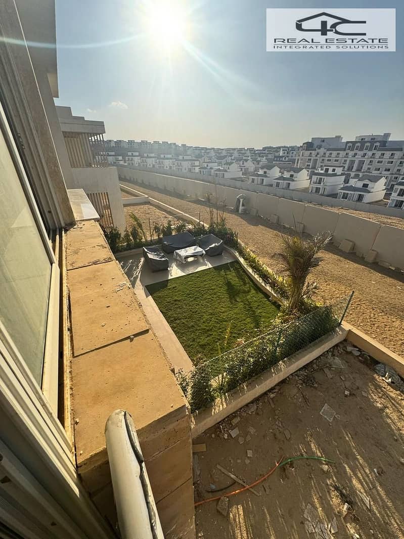 4 2ebc0916-a6cb-442c-a288-9135894c3899. jpg