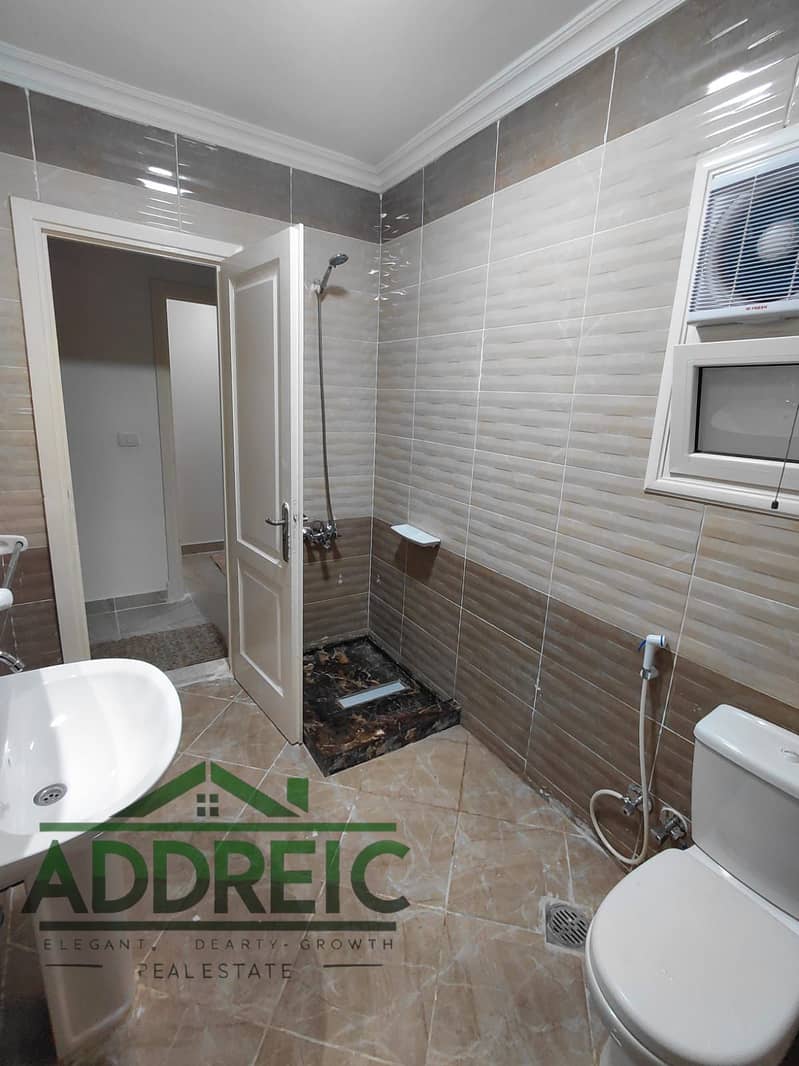 28 IMG-20251203-WA0097. jpg