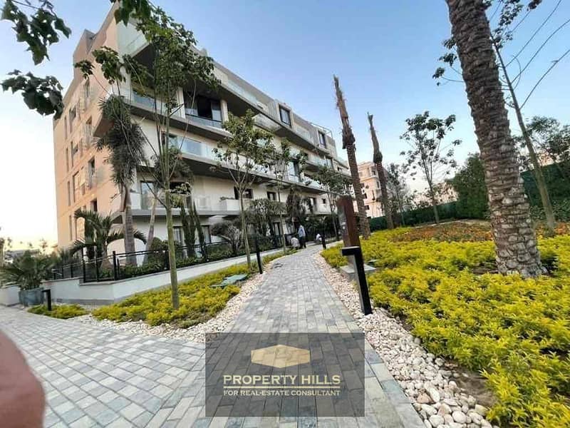 10 4f5f492c-6b24-4304-bd1d-c667f934d245. jpg