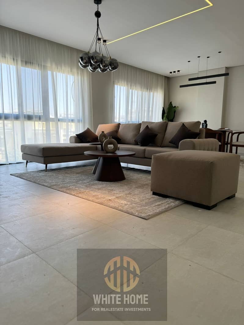 2 2284f444-df07-4737-af18-c680183883b9. jpeg