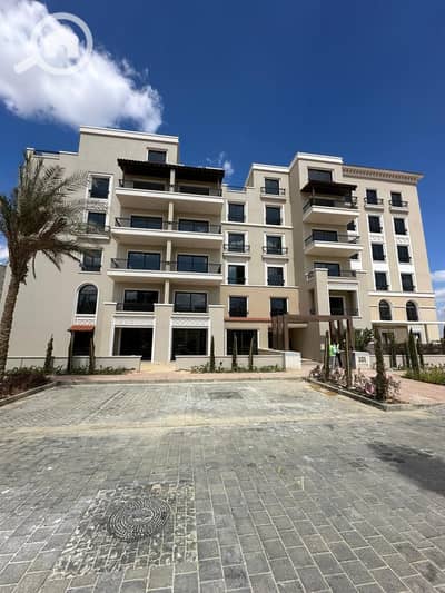 3 Bedroom Flat for Sale in Sheikh Zayed, Giza - WhatsApp Image 2024-04-29 at 12.47. 02_a50cc7e5. jpg 3 Bedroom Flat for Sale in Sheikh Zayed, Giza - WhatsApp Image 2024-04-29 at 12.47. 02_a50cc7e5. jpg