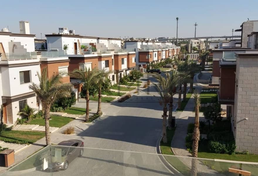 d5208b20-59b7-4a0d-8475-69d1520e8a9c. jpg d5208b20-59b7-4a0d-8475-69d1520e8a9c. jpg