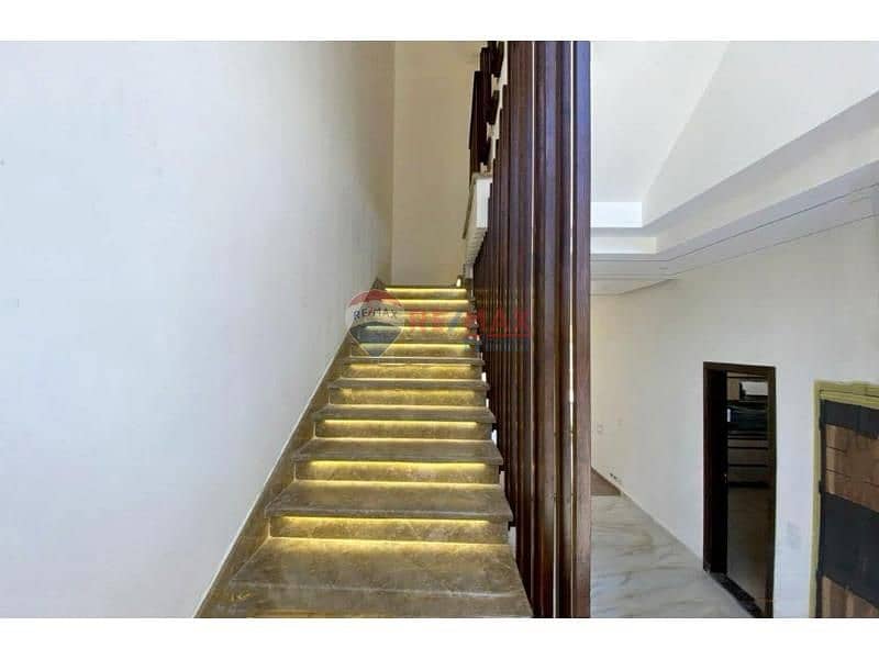 2 bcd87fee-dc56-4a88-877a-fa6bb2f9330b. jfif. jpg