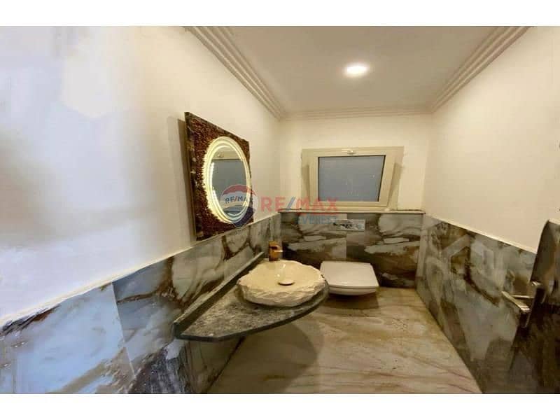 7 0f661a10-13e6-4b93-b8db-b1b74bbab1f6. jfif. jpg