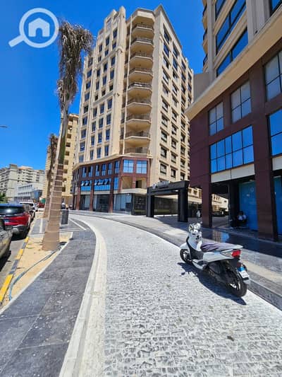 فلیٹ 4 غرف نوم للبيع في سموحة، الإسكندرية - WhatsApp Image 2025-10-25 at 10.43. 50 AM (1). jpeg