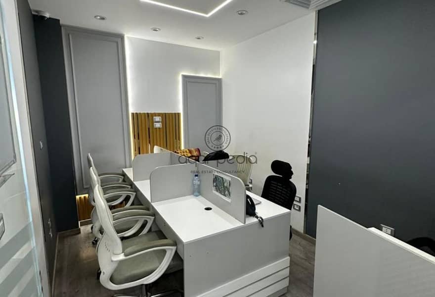 11 c97b5998-5171-4a38-a0e3-40b161bf6977. jpg