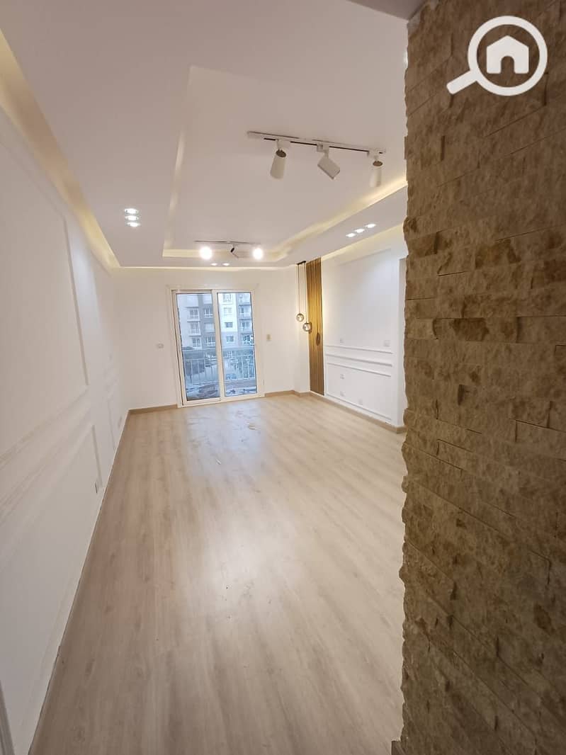 13 bd2ea7ab-18f1-4be9-8e64-0904f114f615. jpg