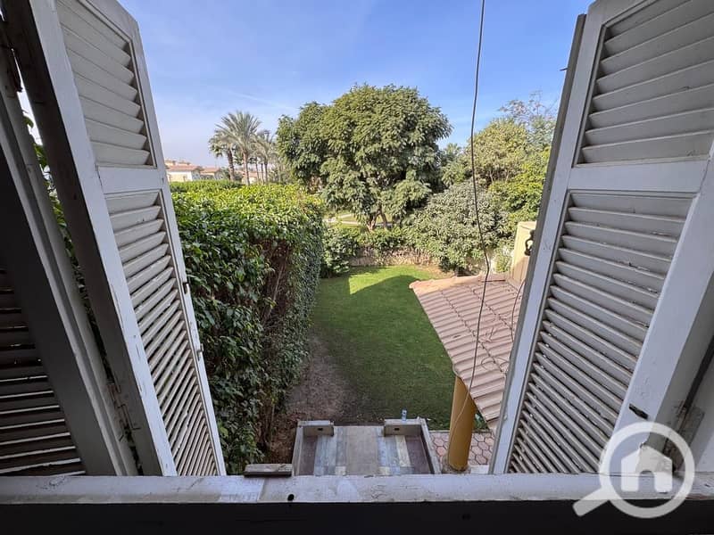 12 f910155a-9b29-4d8b-b884-0c77410a678e. jpeg