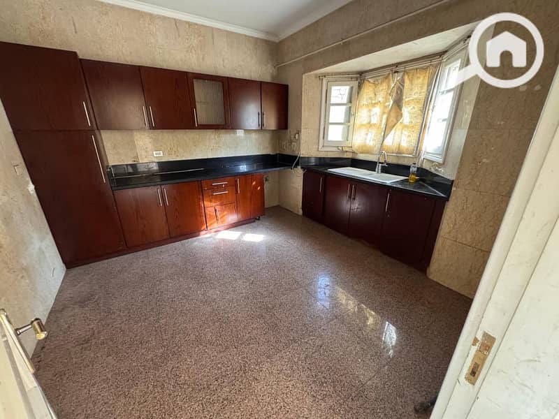 14 2fcface7-196f-4d9c-b473-8dbd1fd308ed. jpeg