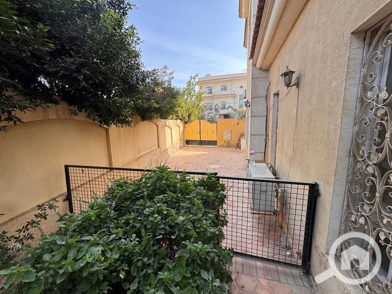 17 3a697ff0-e349-4ae6-b5cb-28176b60e961. jpeg