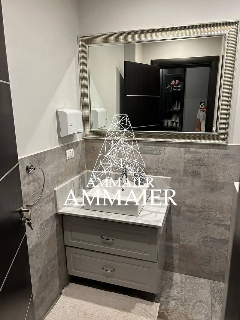 6 0135f4a2-bb2b-4c17-8e14-d882be131e7e. jpg