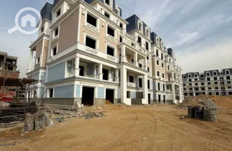 13 8349684-e330fo. jpg