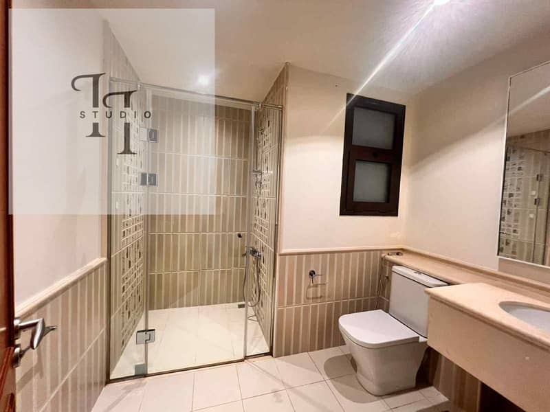 10 WhatsApp Image 2025-12-02 at 10.54. 47 PM. jpeg