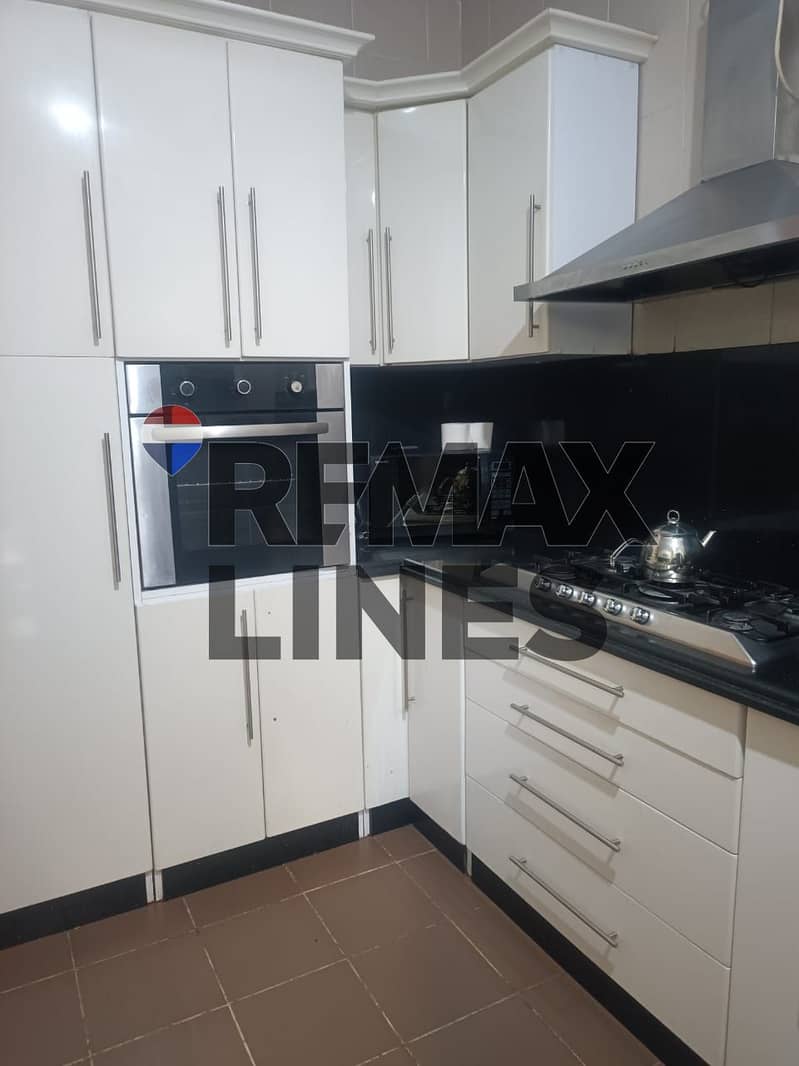 8 ee67350f-6449-4bc5-ab8c-0386c84e42da. jpg