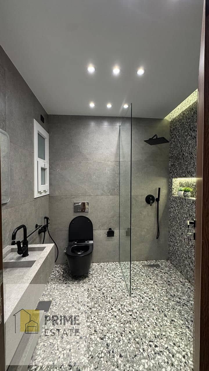 26 WhatsApp Image 2025-12-02 at 7.45. 36 PM (2). jpeg