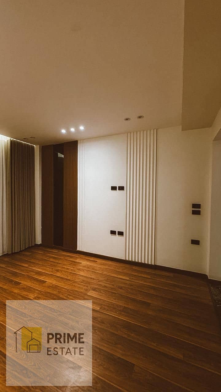 33 WhatsApp Image 2025-12-02 at 7.45. 38 PM. jpeg