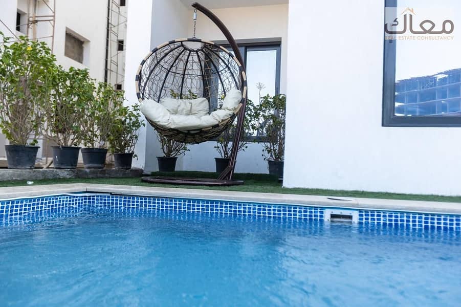 10 b6340086-fd13-4674-8cc0-177c8ab604b6. jpeg