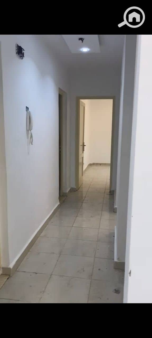 12 f26eb3a8-442d-471f-b3f5-53b85518f87f. jpg