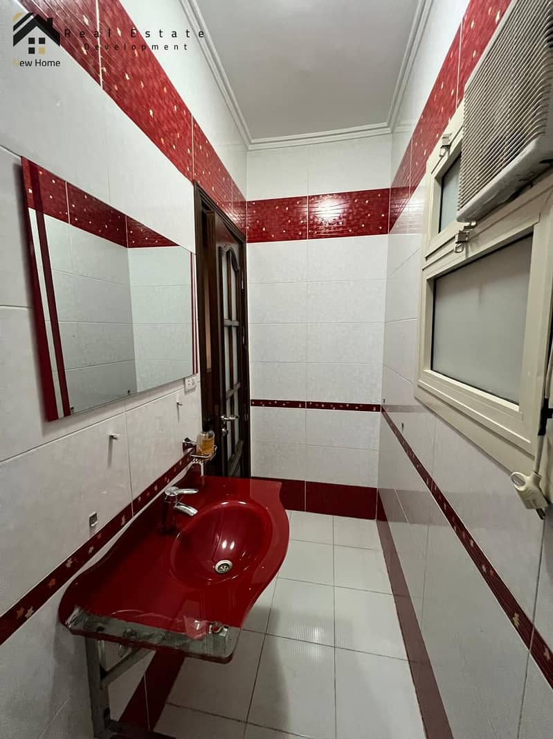 21 WhatsApp Image 2025-10-04 at 15.37. 22_07203f44. jpg