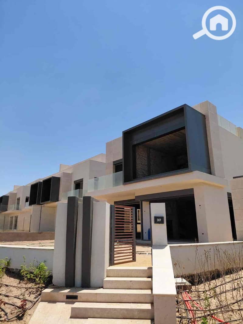 10 77631b4b-89bd-47ea-817c-fe4d195e3d29. jpg