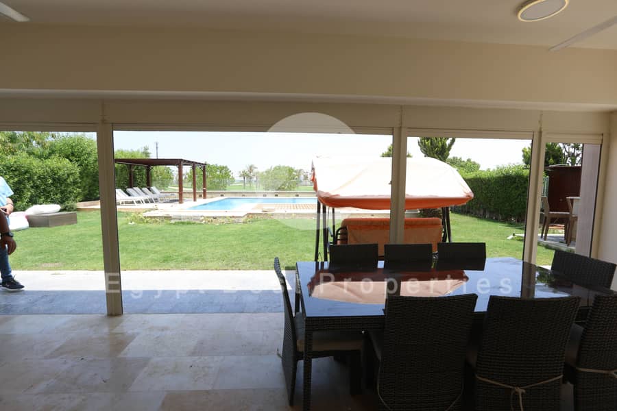 12 1 - Outdoor Space Swimming Pool + Garden (15). jpg