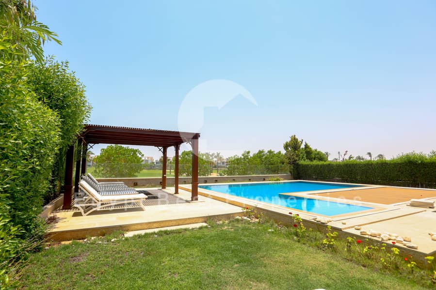 16 1 - Outdoor Space Swimming Pool + Garden (7). jpg