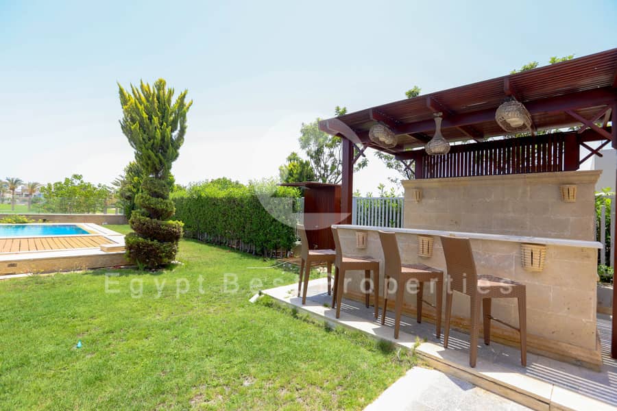 20 1 - Outdoor Space Swimming Pool + Garden (4). jpg