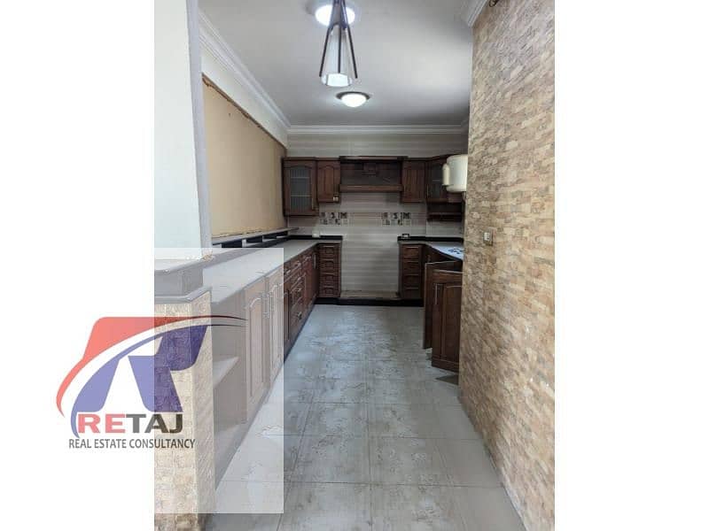 10 d445e61a-5cdb-4626-ba72-cb34a3334bdb. jfif. jpg