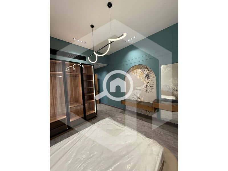 11 Royal Meadows 11. jpg