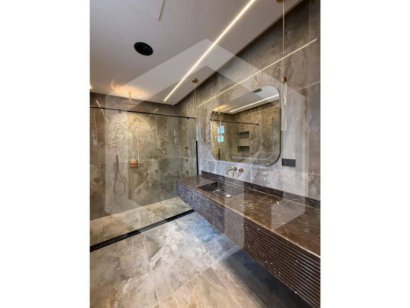 15 Royal Meadows 15. jpg