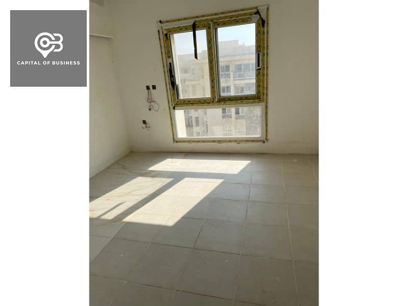 5 WhatsApp Image 2025-10-13 at 9.02. 24 PM (4). jpg