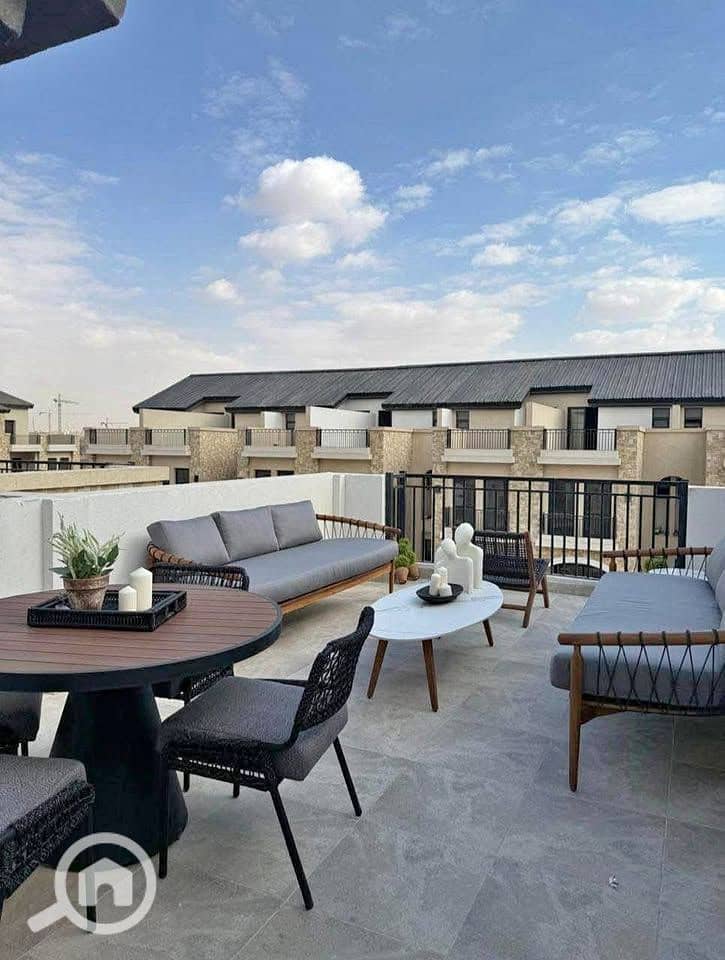 4 WhatsApp Image 2025-10-13 at 14.07. 20_cbbade3f - Copy - Copy. jpg